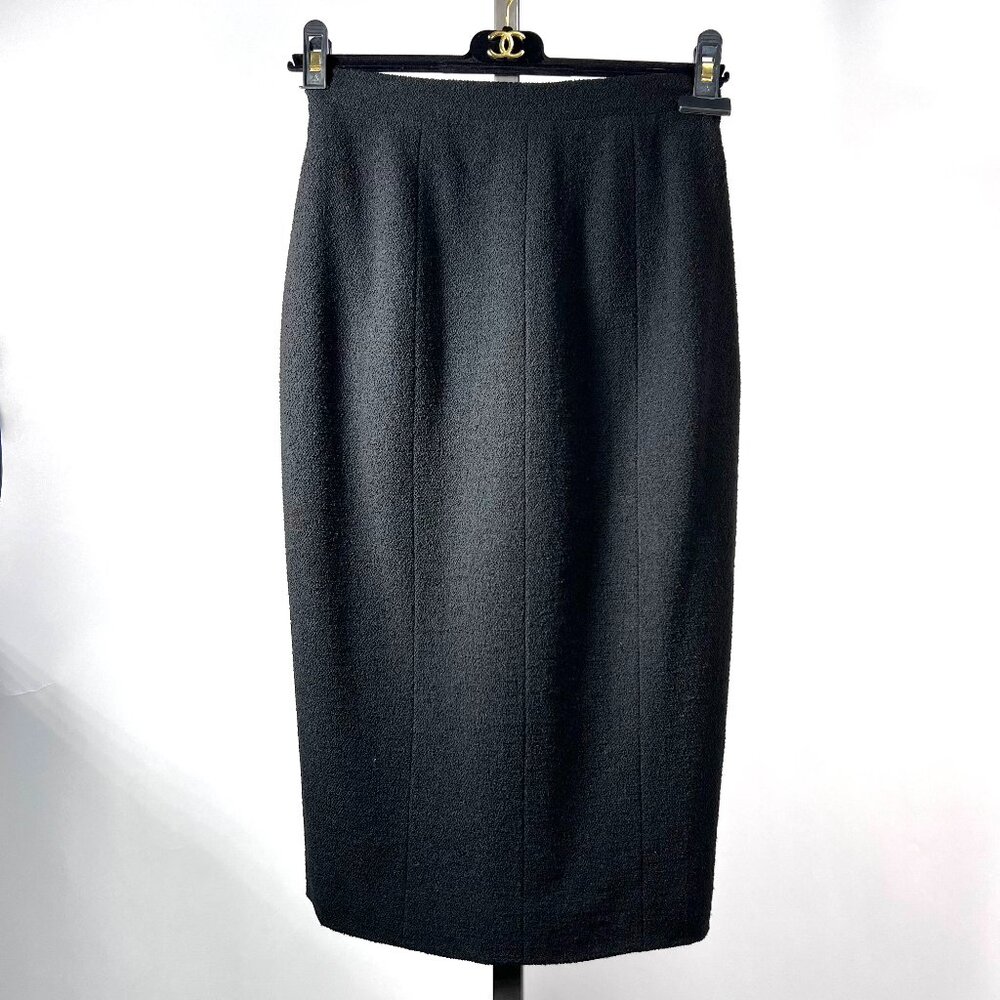 CHANEL midi pencil skirt with vintage gold‎ CC buttons 38EU 6US Made in France